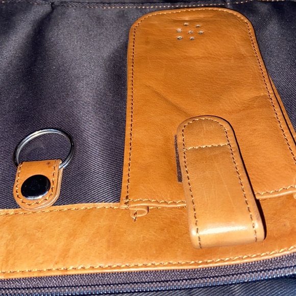 Vintage Ashlin Large Leather Handbag - Picture 9 of 15